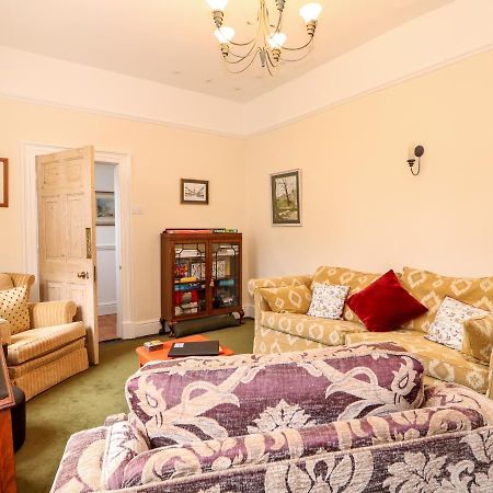 Magdalene House Villa Лаут Екстериор снимка