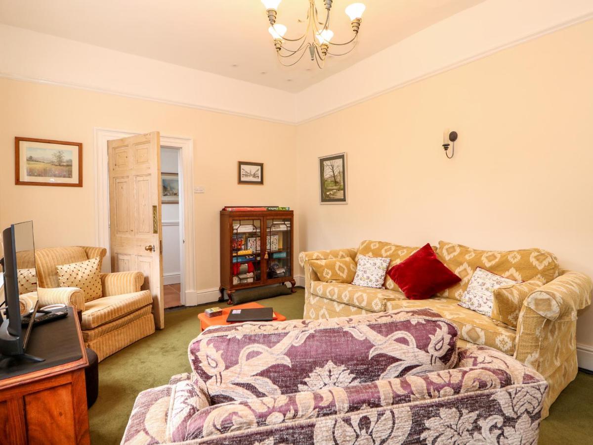 Magdalene House Villa Лаут Екстериор снимка