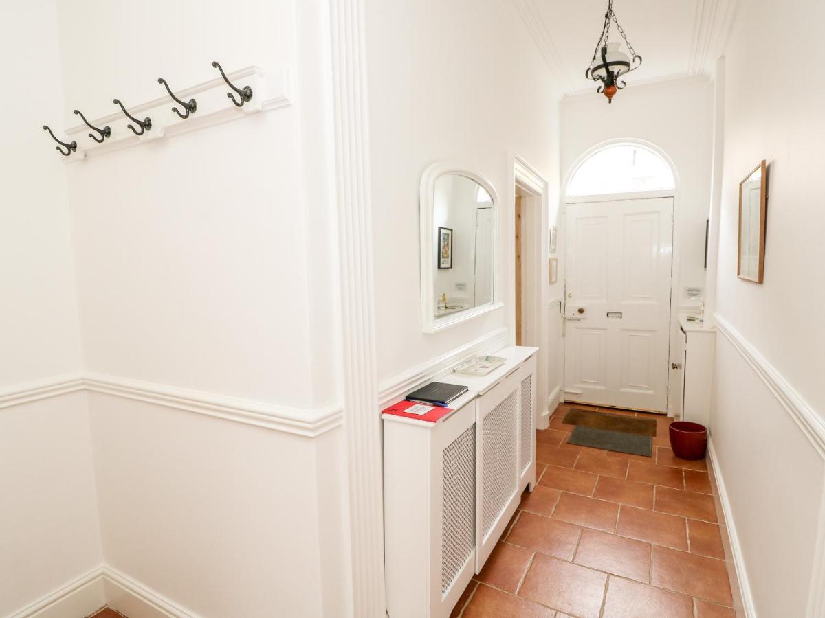 Magdalene House Villa Лаут Екстериор снимка
