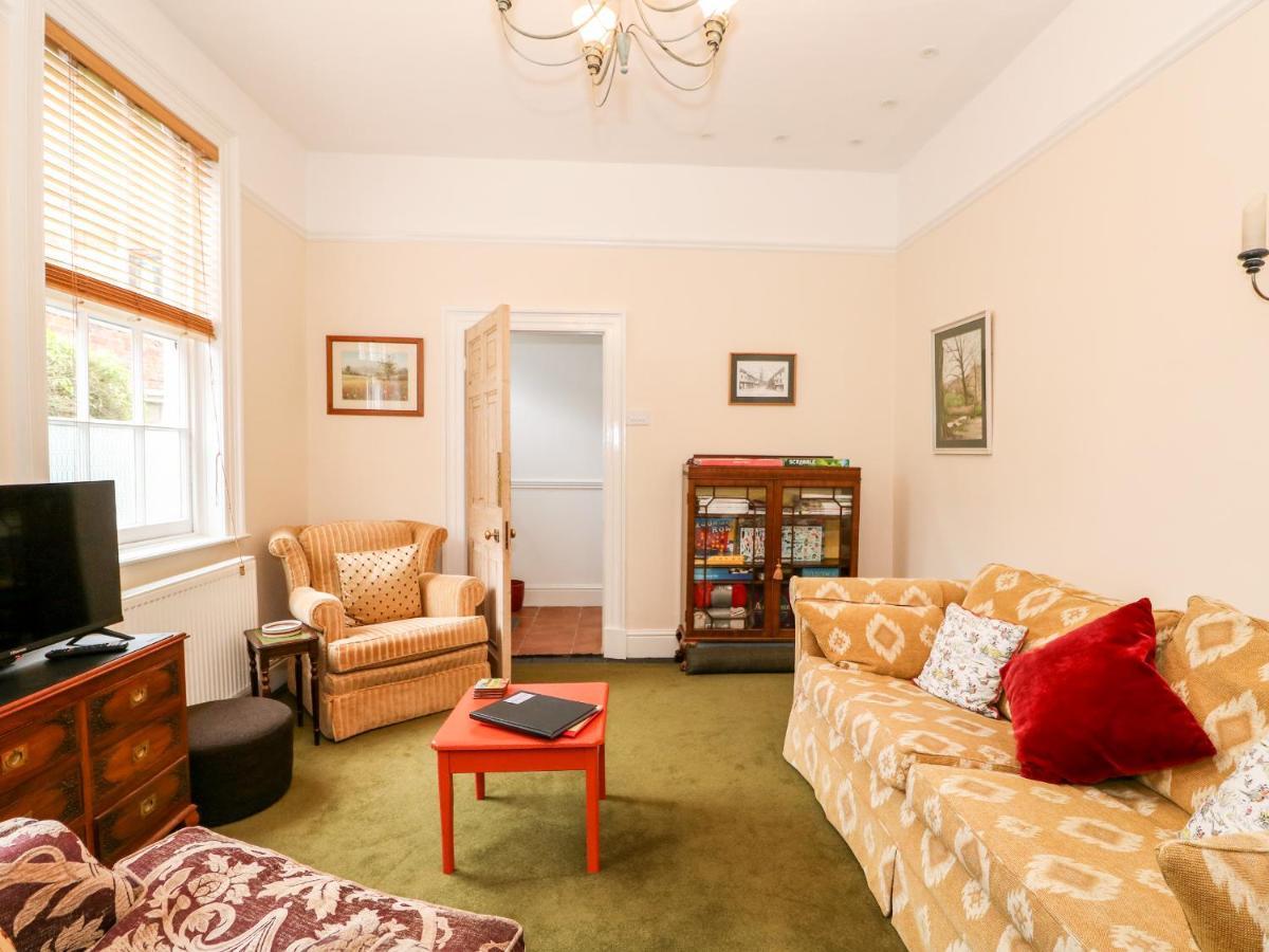Magdalene House Villa Лаут Екстериор снимка